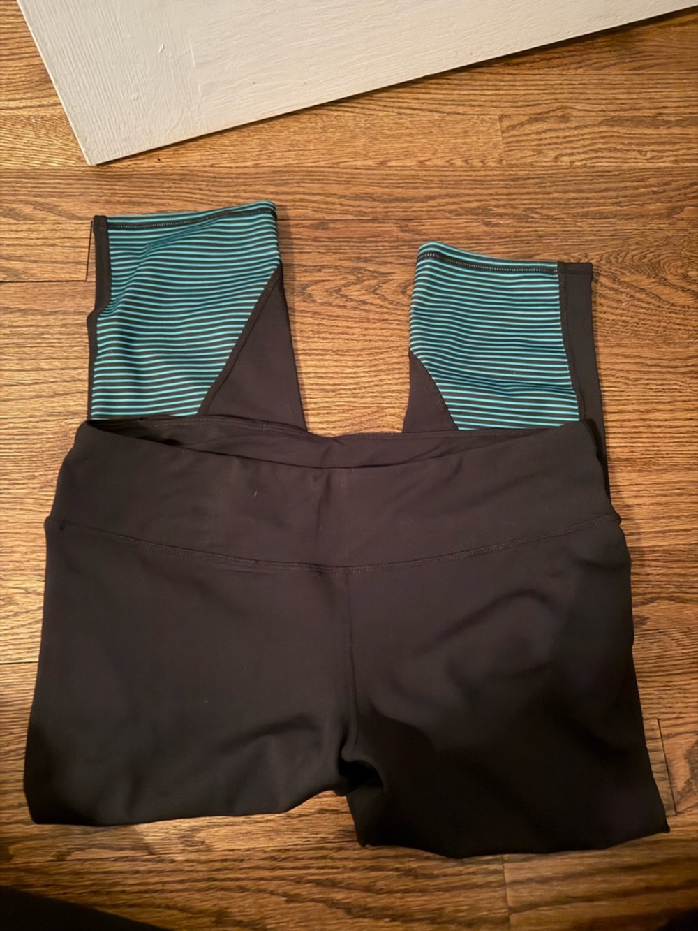 GAPFit Black Active Leggings with Light Yellow Logo Print